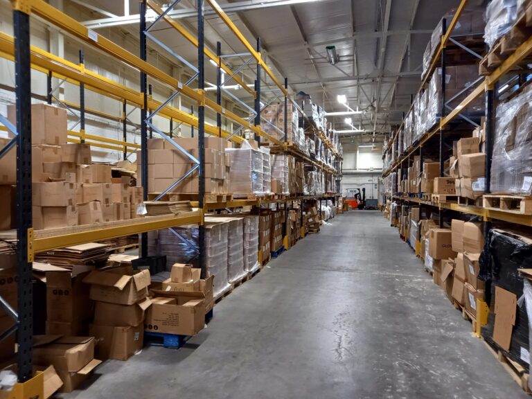 Order Fulfilment vs. Order Management: What’s the Difference?